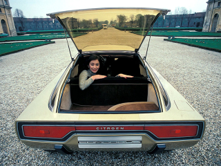 1972_Bertone_Citroen_GS_Camargue_07-1